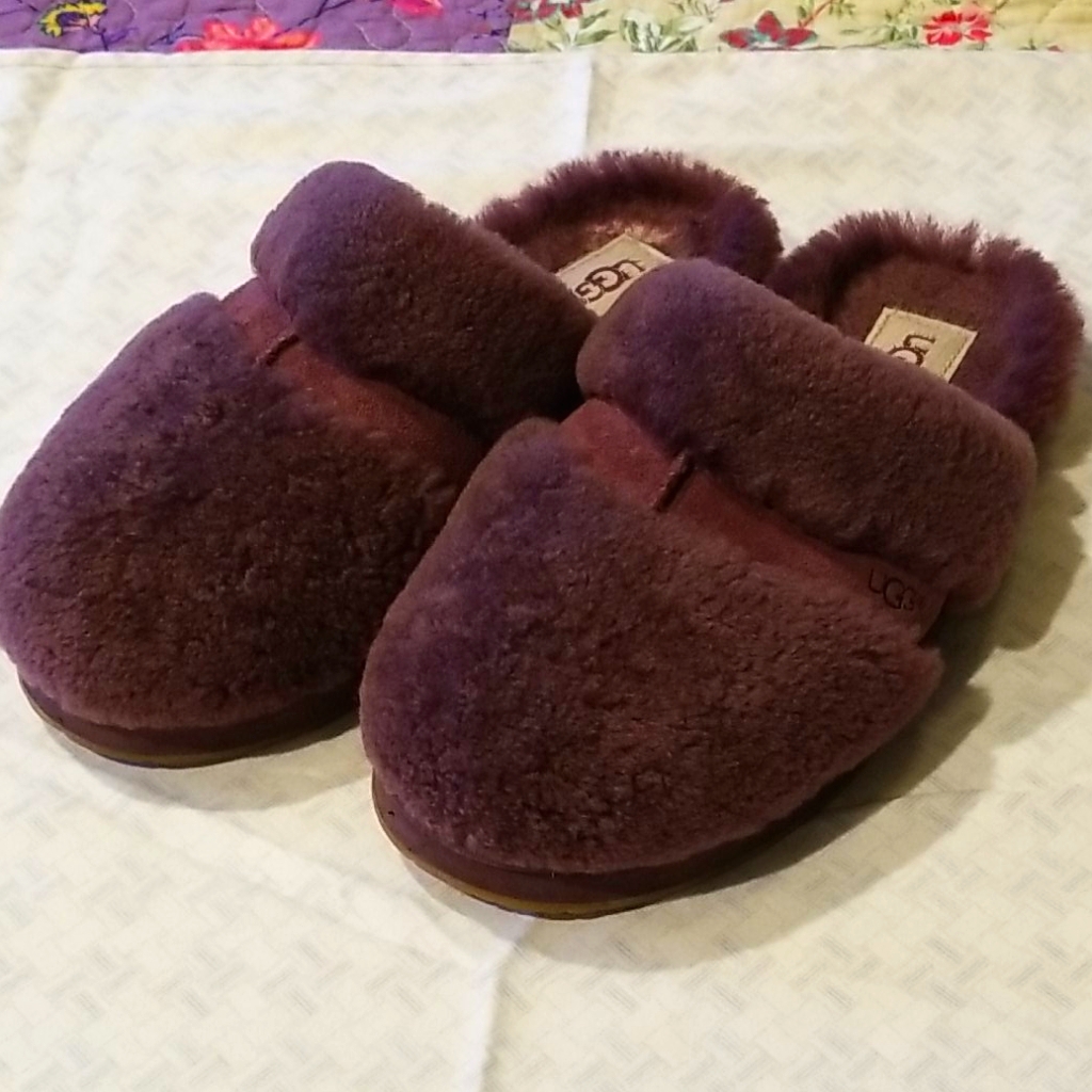 Womens Ugg Slippers